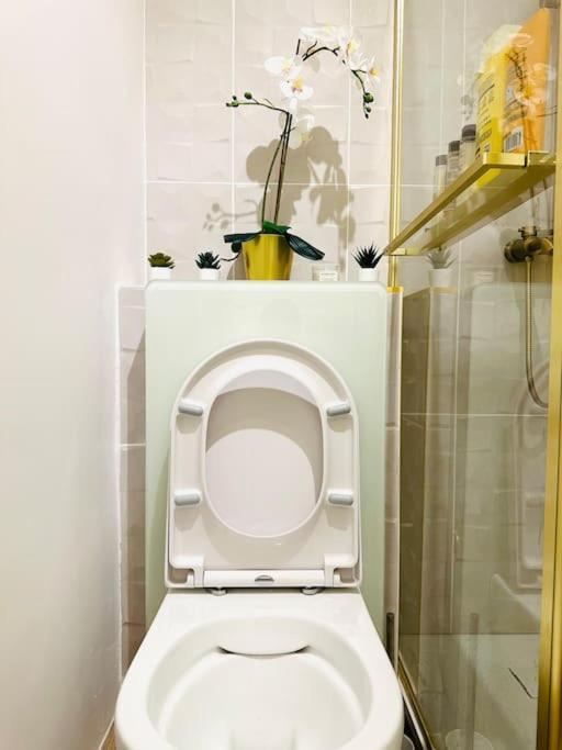 Apartament Appt Renove Proche Montmartre Gare Du Nord Et Est Paryż Zewnętrze zdjęcie