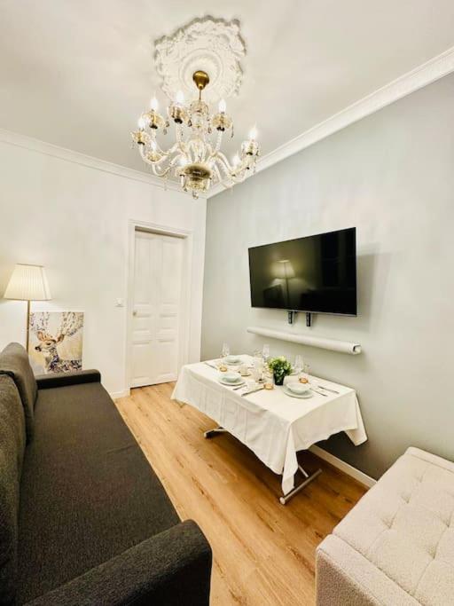 Apartament Appt Renove Proche Montmartre Gare Du Nord Et Est Paryż Zewnętrze zdjęcie